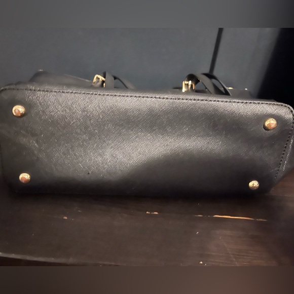 Charlotte Small Saffiano Leather Top-Zip Tote Bag - Picture 2 of 5